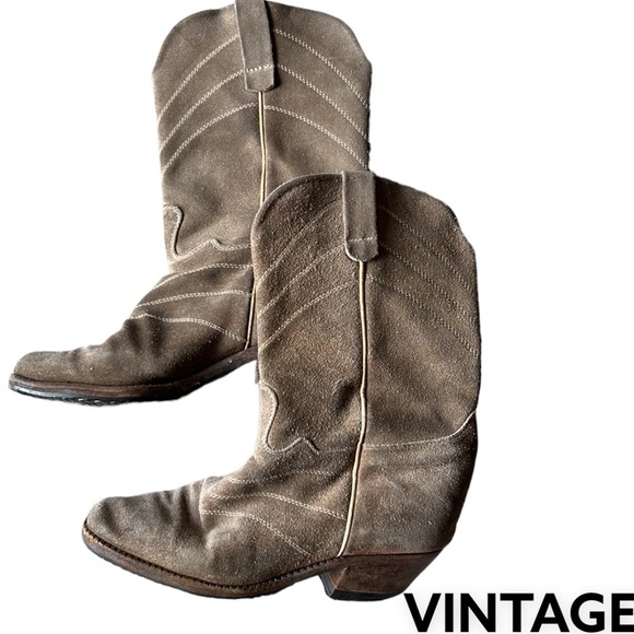 VINTAGE COWBOY BOOTS 80s buckskin leather interior vibram soles COWGIRL WESTERN - Picture 2 of 16